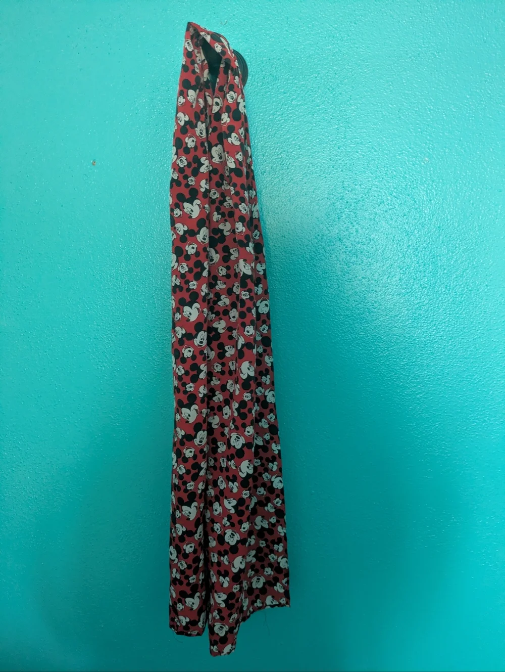 Red Printed Women’s Scarf with‎ Character Motif Mickey Minnie Mouse